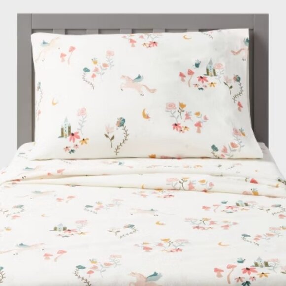 NWT Pillowfort Percale Cotton Pegasus Castles & Fairies Full Sheet Set NEW - Picture 2 of 5